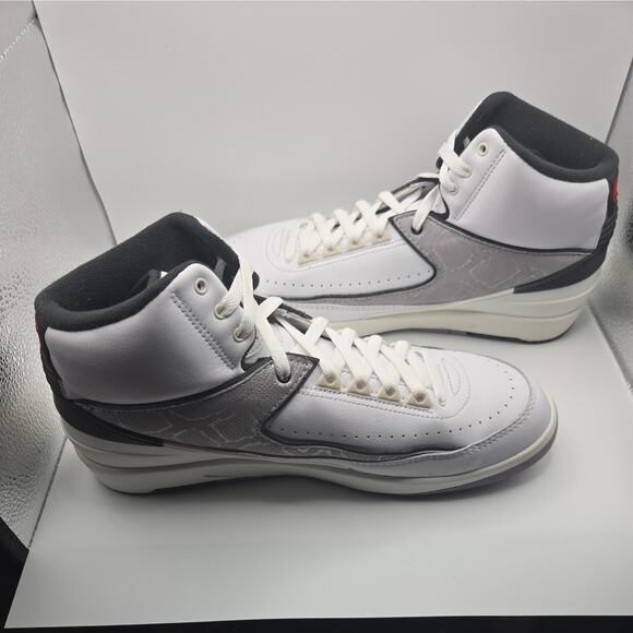 Mens Air Jordan RETRO 2 \'PYTHON\' main image 4